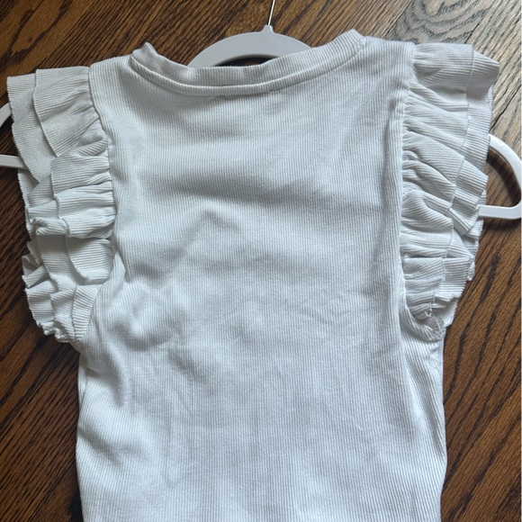 NWOT ZARA RUFFLE TOP - Picture 2 of 4